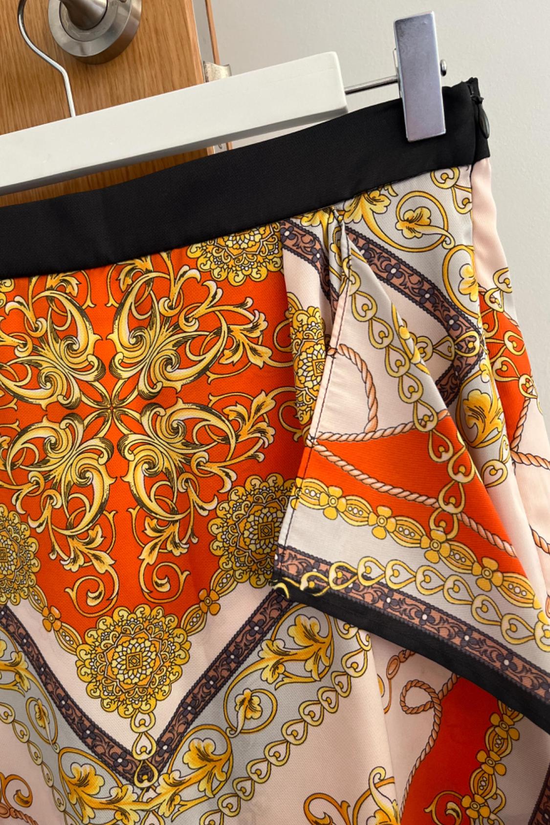 CHAIN PRINT BERMUDA SKORT - Image 3