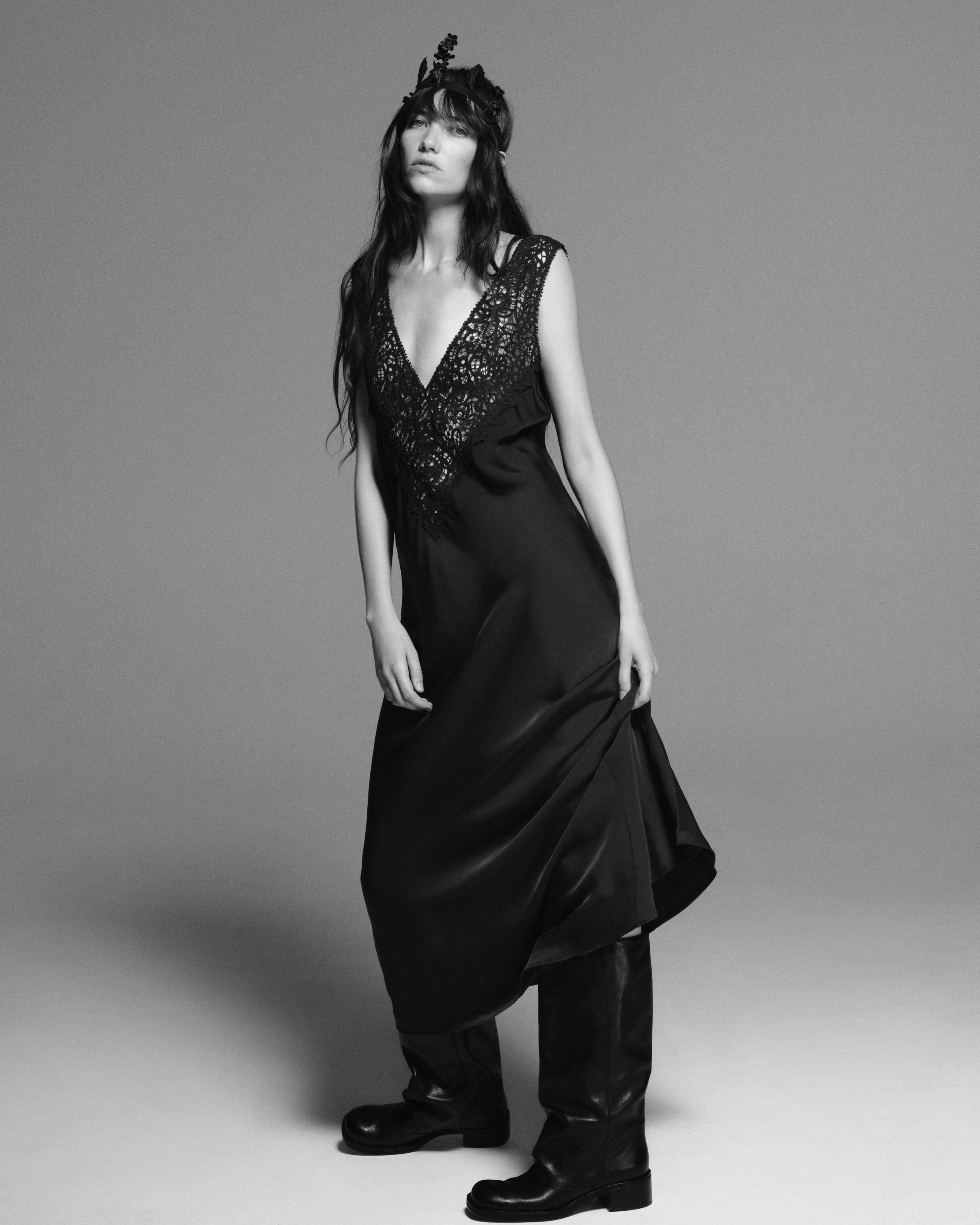 ZW COLLECTION LACE DRESS — Black