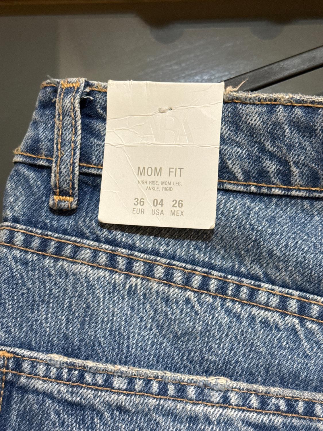 TRF RIPPED HIGH-WAIST MOM JEANS - Image 3