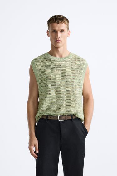 TEXTURED KNIT VEST - Light green by Zara