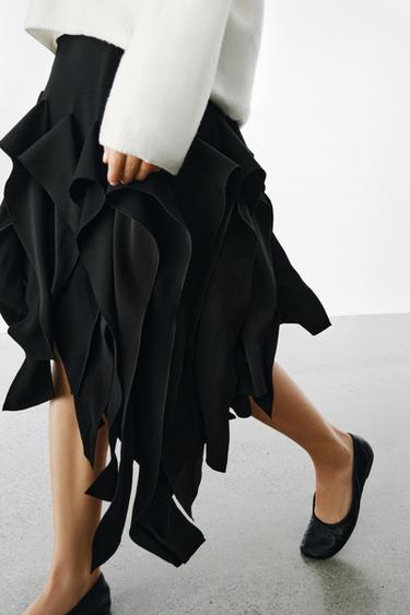 ΑΣΥΜΜΕΤΡΗ ΦΟΥΣΤΑ ZW COLLECTION - Μαύρο του Zara