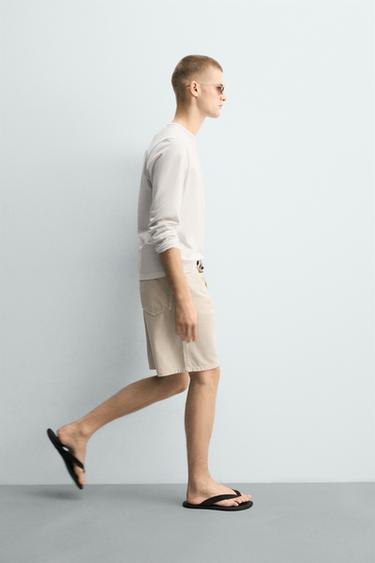 BERMUDA EN JEAN COUPE DROITE - Blanc cassé de Zara - Image 5