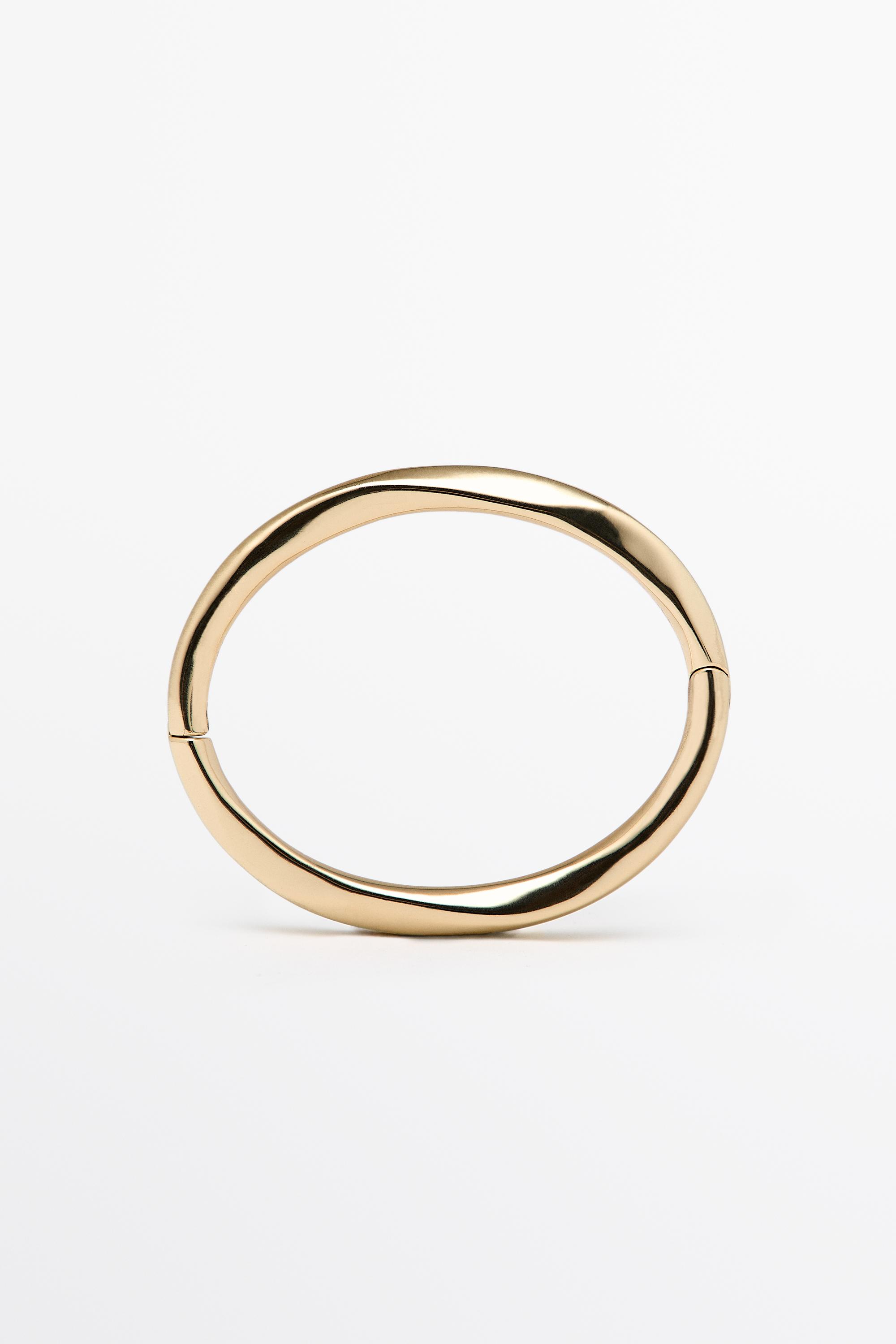 Fine irregular contour bracelet