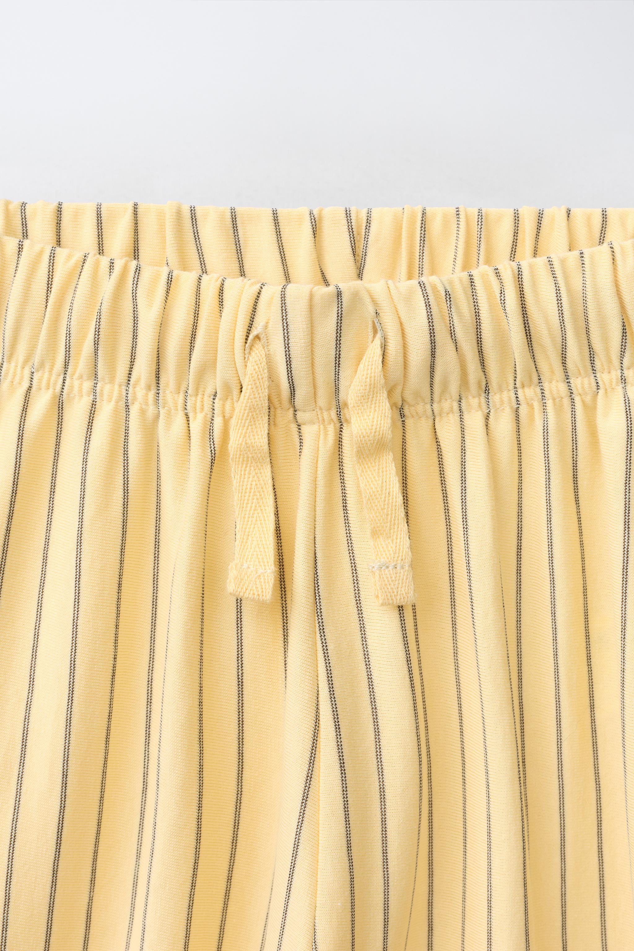 PANTALON DÉCONTRACTÉ À RAYURES