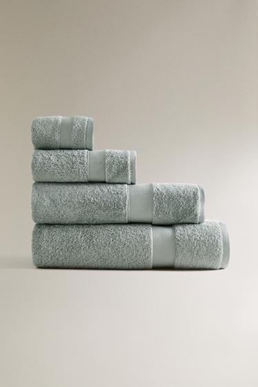 PREMIUM COTTON BATH TOWEL (600 GXM²) - Blue / Green by Zara