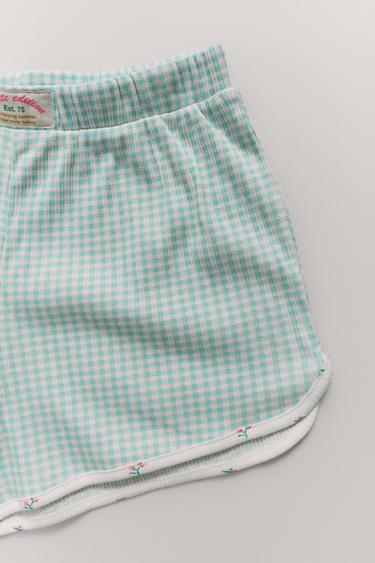 2-6 ANOS/ PIJAMA T-SHIRT E BERMUDA QUADRO VICHY E FLORES - Cru da Zara