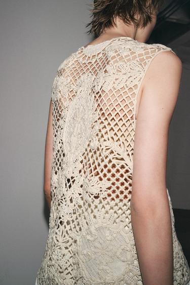 CONTRAST FLORAL EMBROIDERY DRESS - Ecru by Zara - Image 6