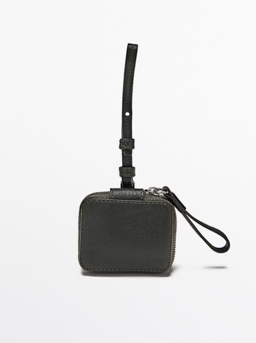 Zara Nappa leather AirPods case - Green