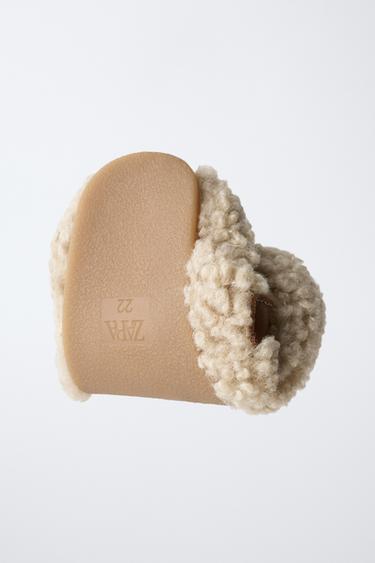 CHAUSSURES BAREFOOT EFFET MOUTON - Blanc écru de Zara - Image 2