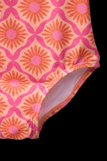 1-6 AÑOS/ BAÑADOR ESTAMPADO SOLES - Fucsia de Zara