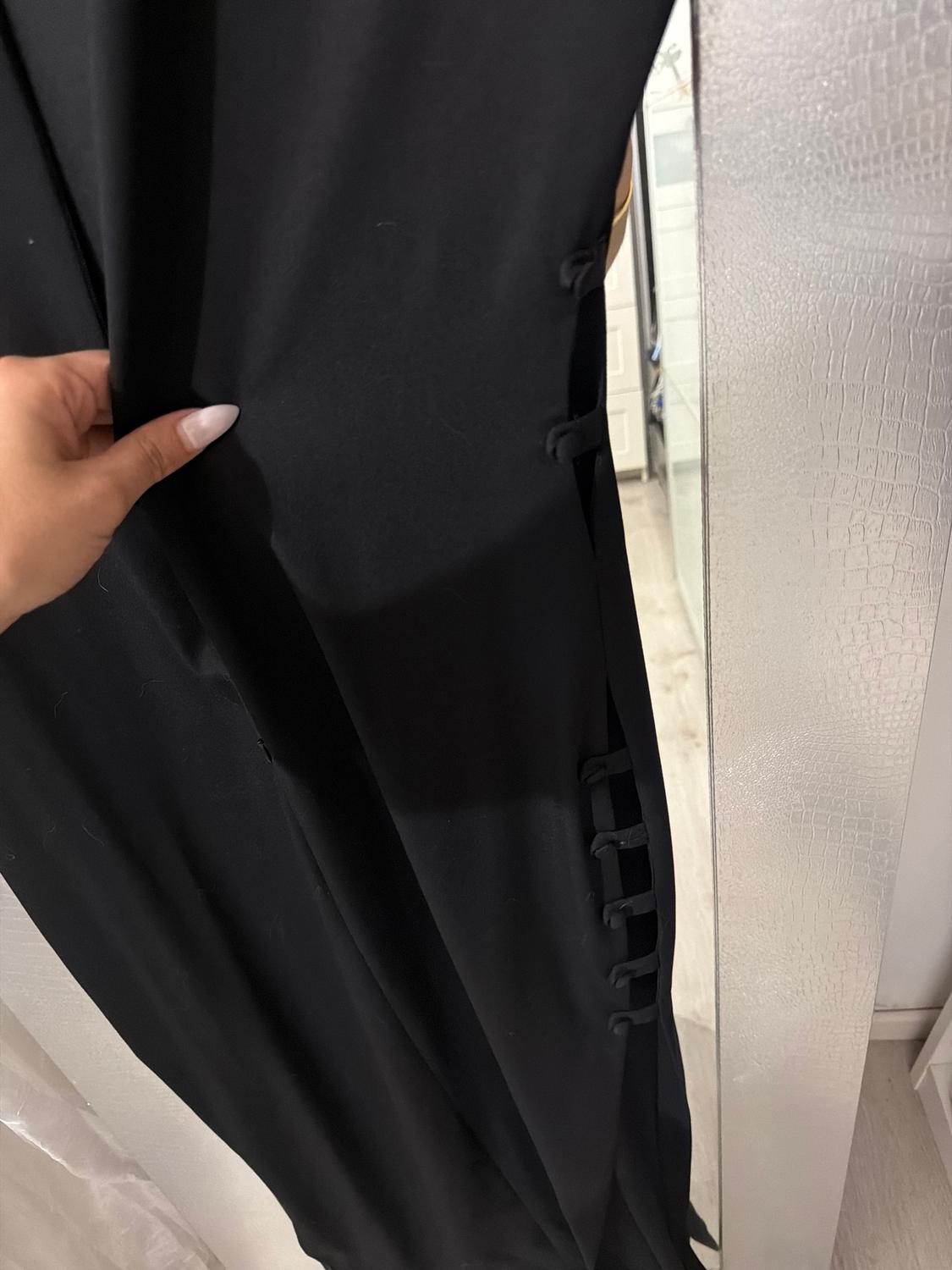 LONG DRESS WITH CUT OUT DETAIL - Image 2