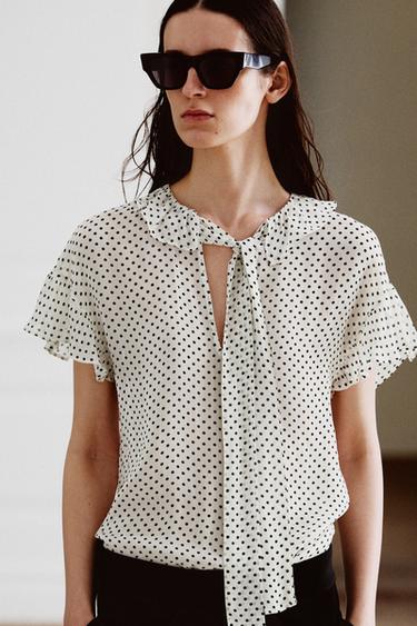 بلوزة منقطة برباط ZW COLLECTION - أبيض الخاص بـ Zara