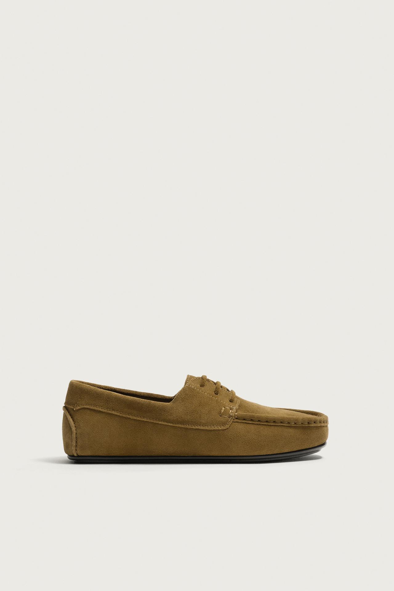 LEATHER BOAT SHOES — Taupe Gray
