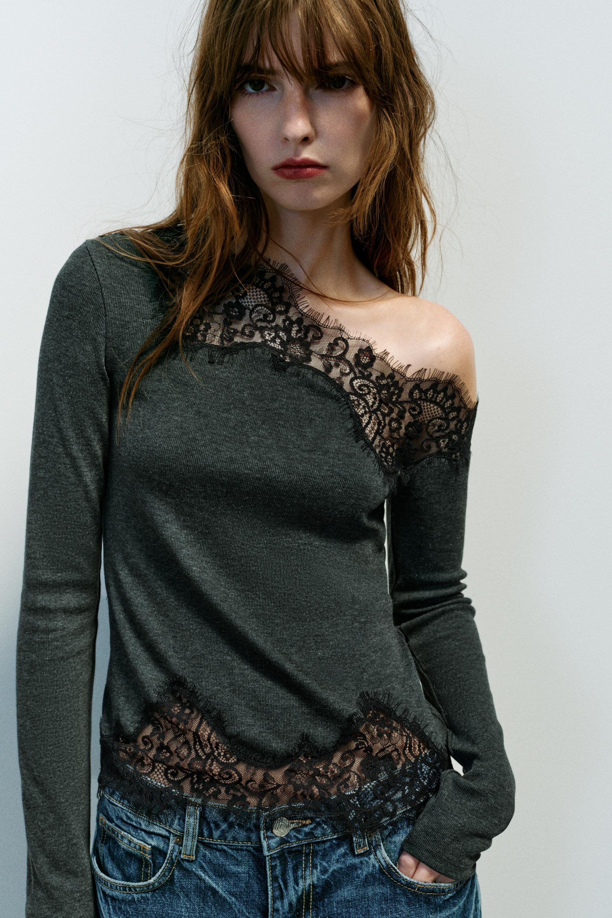 ASYMMETRIC LACE TOP
