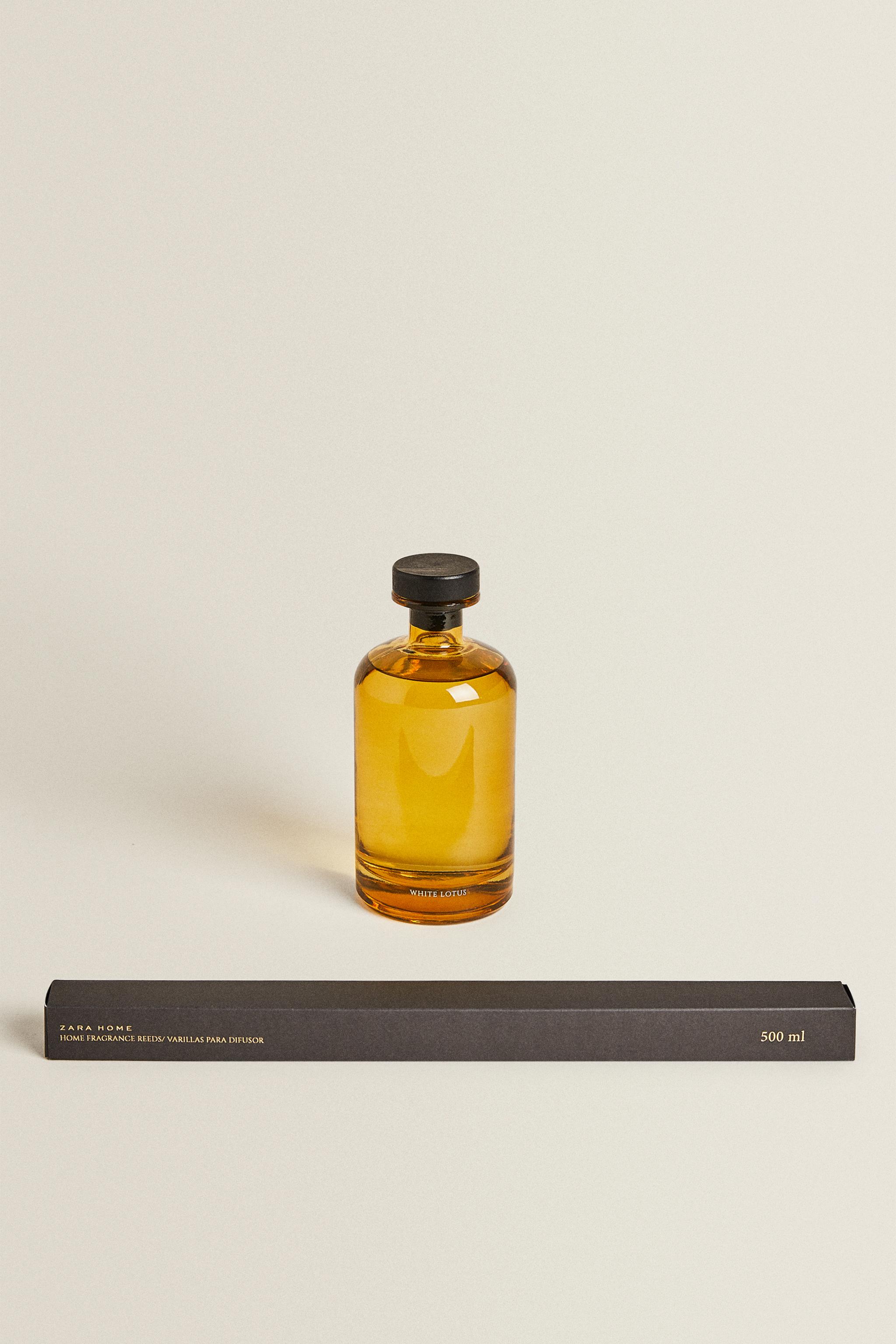 (500 ML) WHITE LOTUS REED DIFFUSERS — Intense red