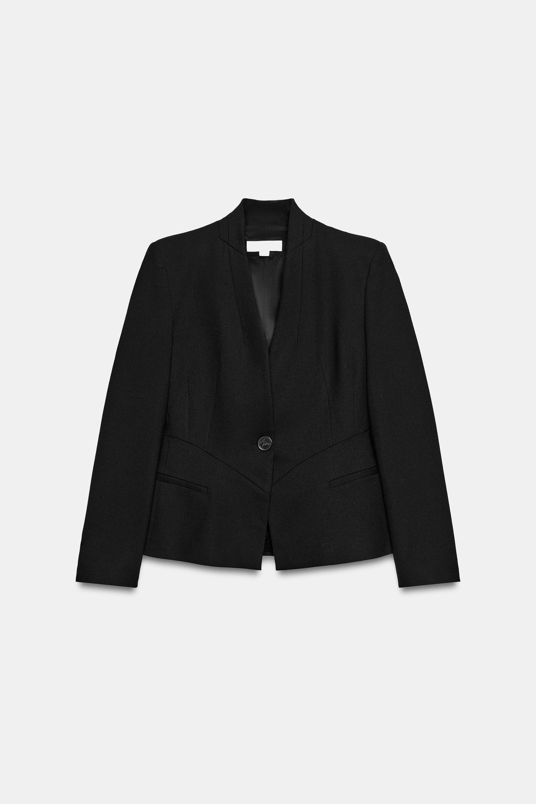 FITTED SHOULDER-PAD BLAZER