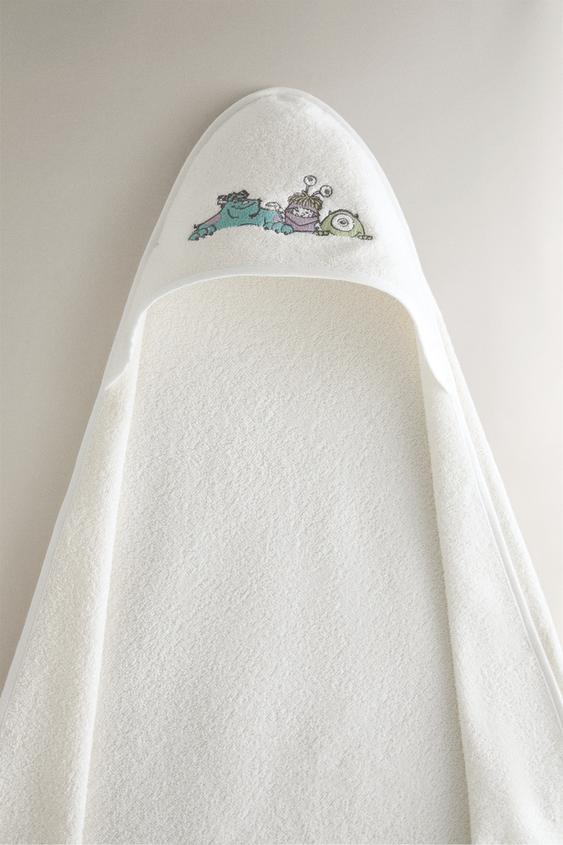 TOALLA BAÑO CAPUCHA BEBÉ MONSTERS, INC. - Blanco roto de Zara - Imagen 0