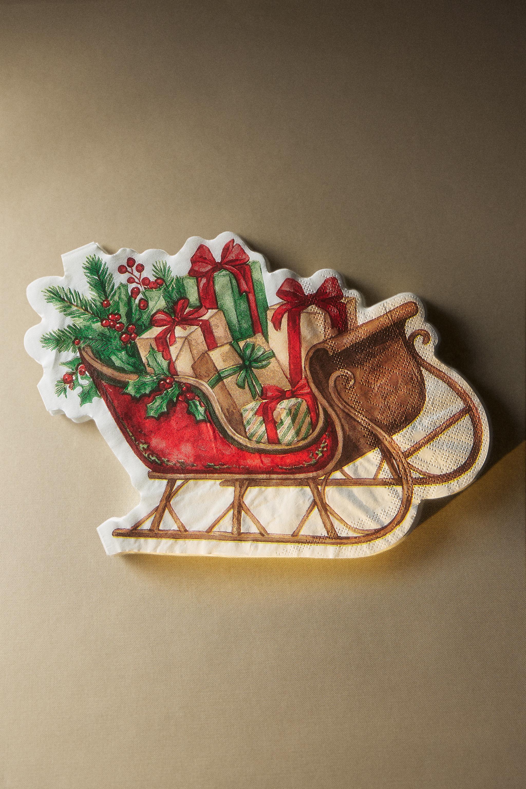 PACK OF CHRISTMAS SLEIGH PAPER NAPKINS (PACK OF 20)