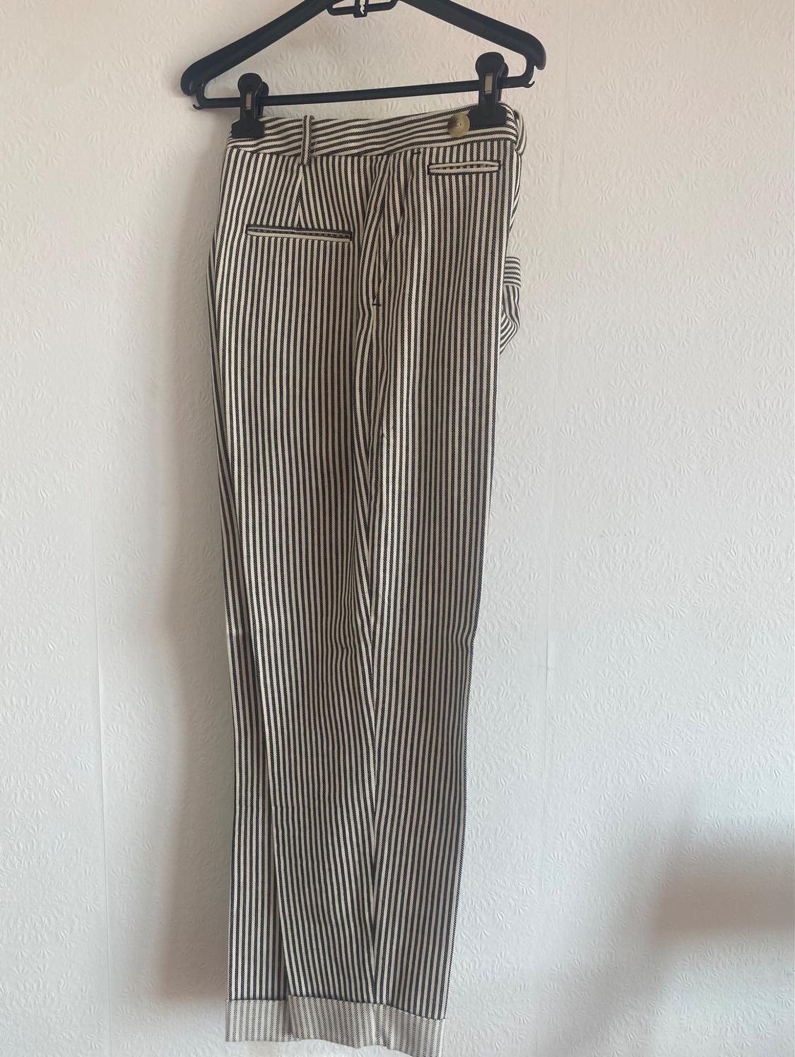 STRIPED NARROW TROUSERS