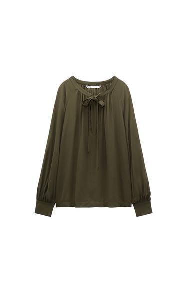 FLUID GATHERED BLOUSE