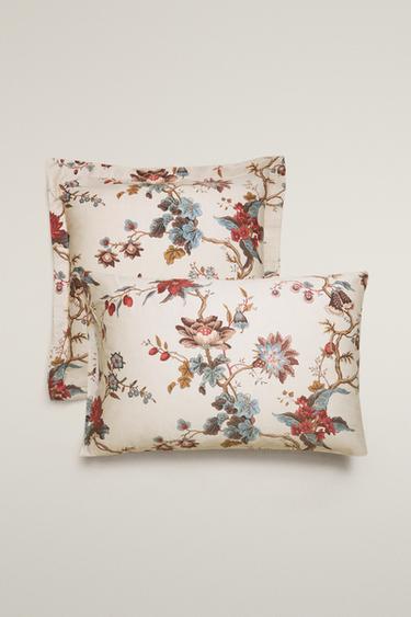 SATIN FLORAL PILLOWCASE | KATHARINE POLE - Oyster-white by Zara