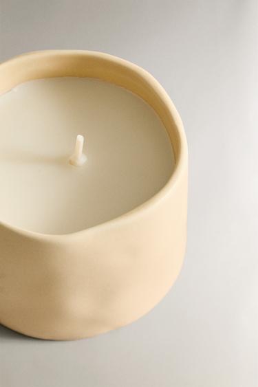 (150 G) LUMINOUS CAMELLIA SCENTED CANDLE - Light pink by Zara - Image 2