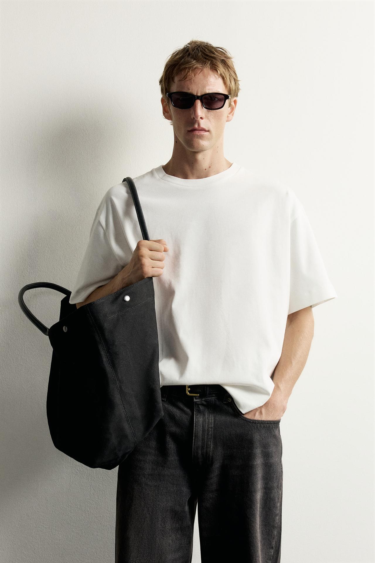 CONTRAST PRINT AND EMBROIDERY T-SHIRT — White