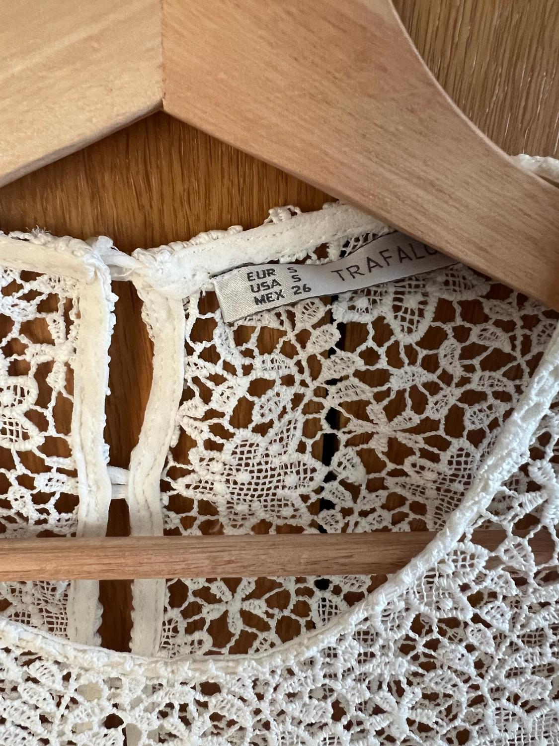 EMBROIDERED BLOUSE - Image 4