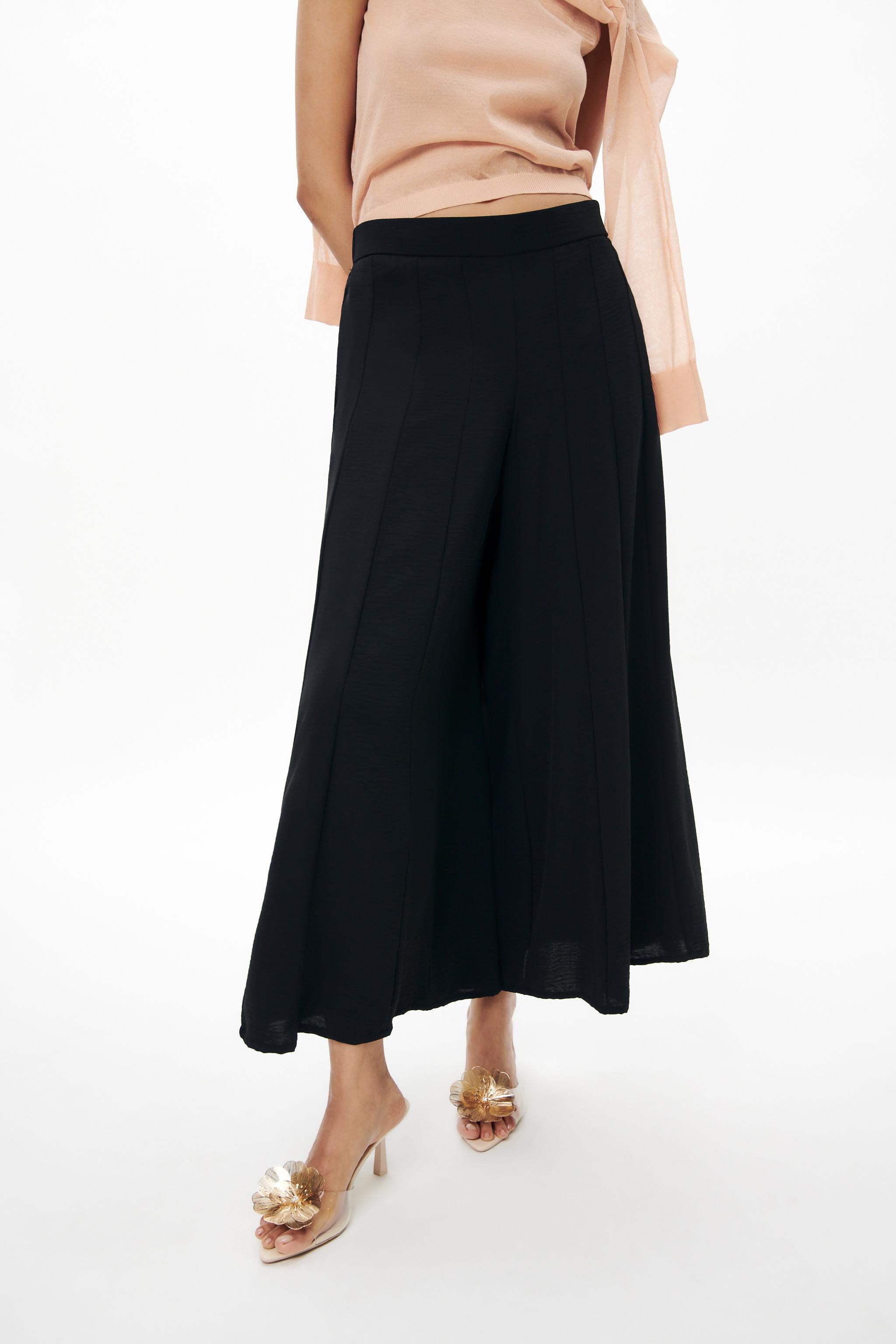 Zara black store pleated culottes