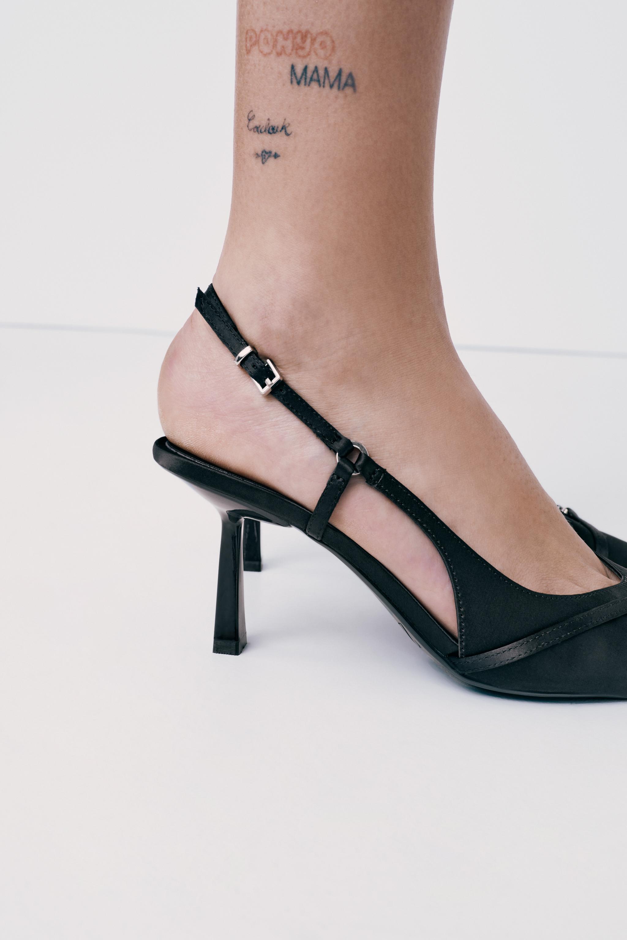 Yalangoch teleboshlovchilar Margarita Kaystra Xxx Uzuklar Egasi letitbit