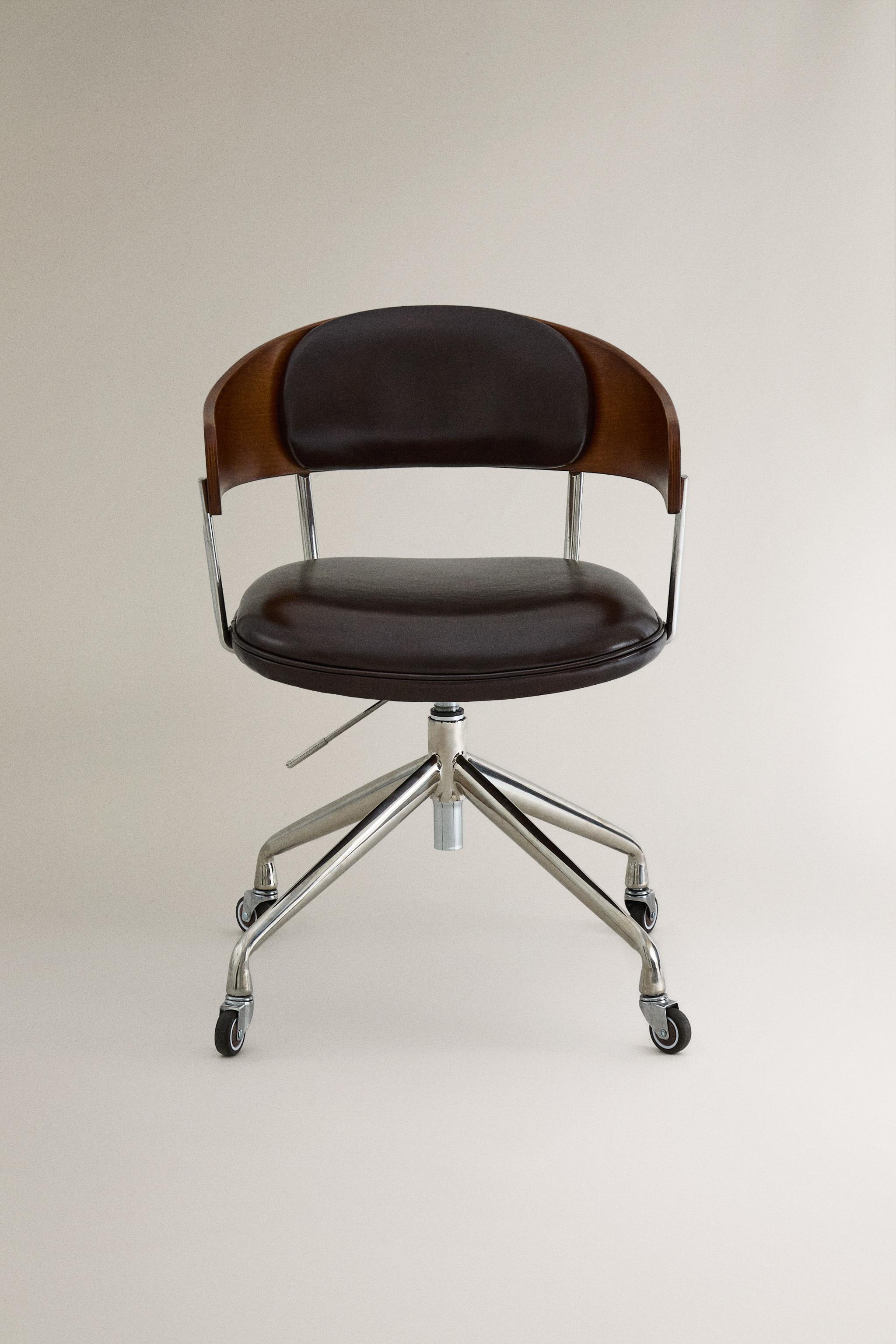 OFFICE CHAIR WITH WHEELS — Black