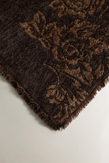COUVERTURE CHENILLE JACQUARD - Marron de Zara - Image 2