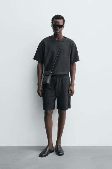 برمودا رياضي هيكلي - أزرق / صلب by Zara