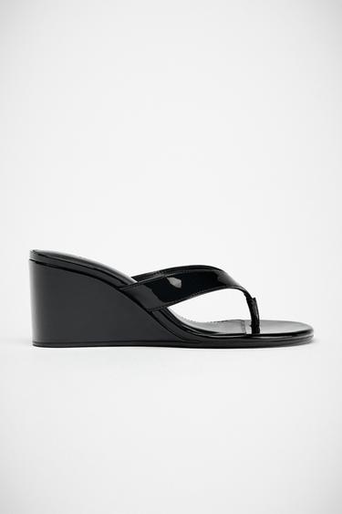 PATENT-EFFECT WEDGE SANDALS - Black by Zara