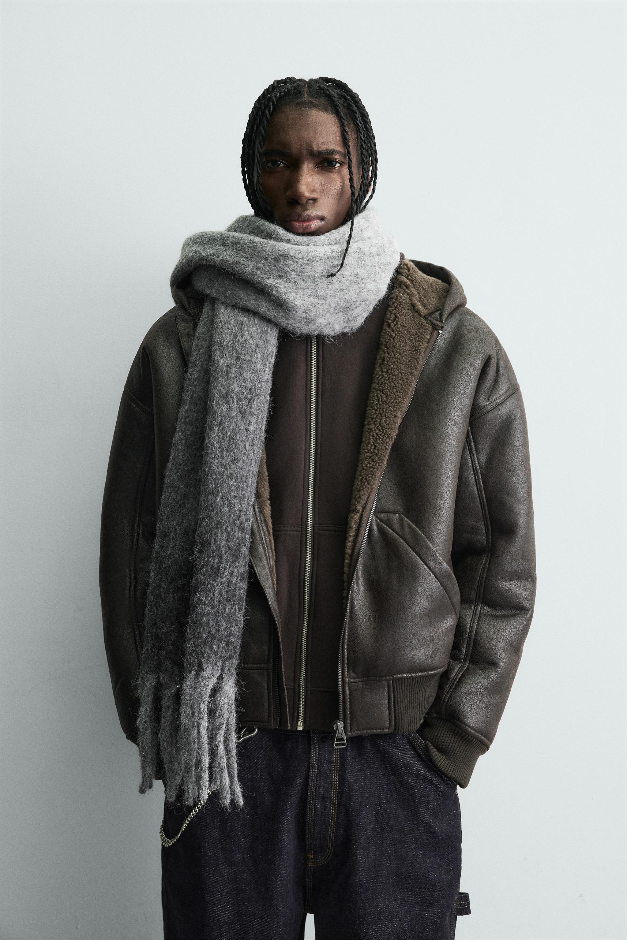 ÉCHARPE BROSSÉE À FRANGES