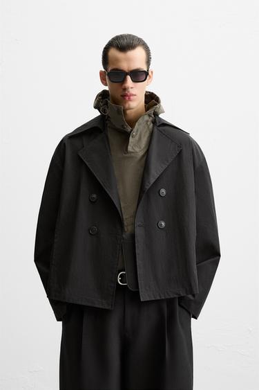 KURZER TRENCHCOAT AUS FUNKTIONSGEWEBE - Schwarz von Zara