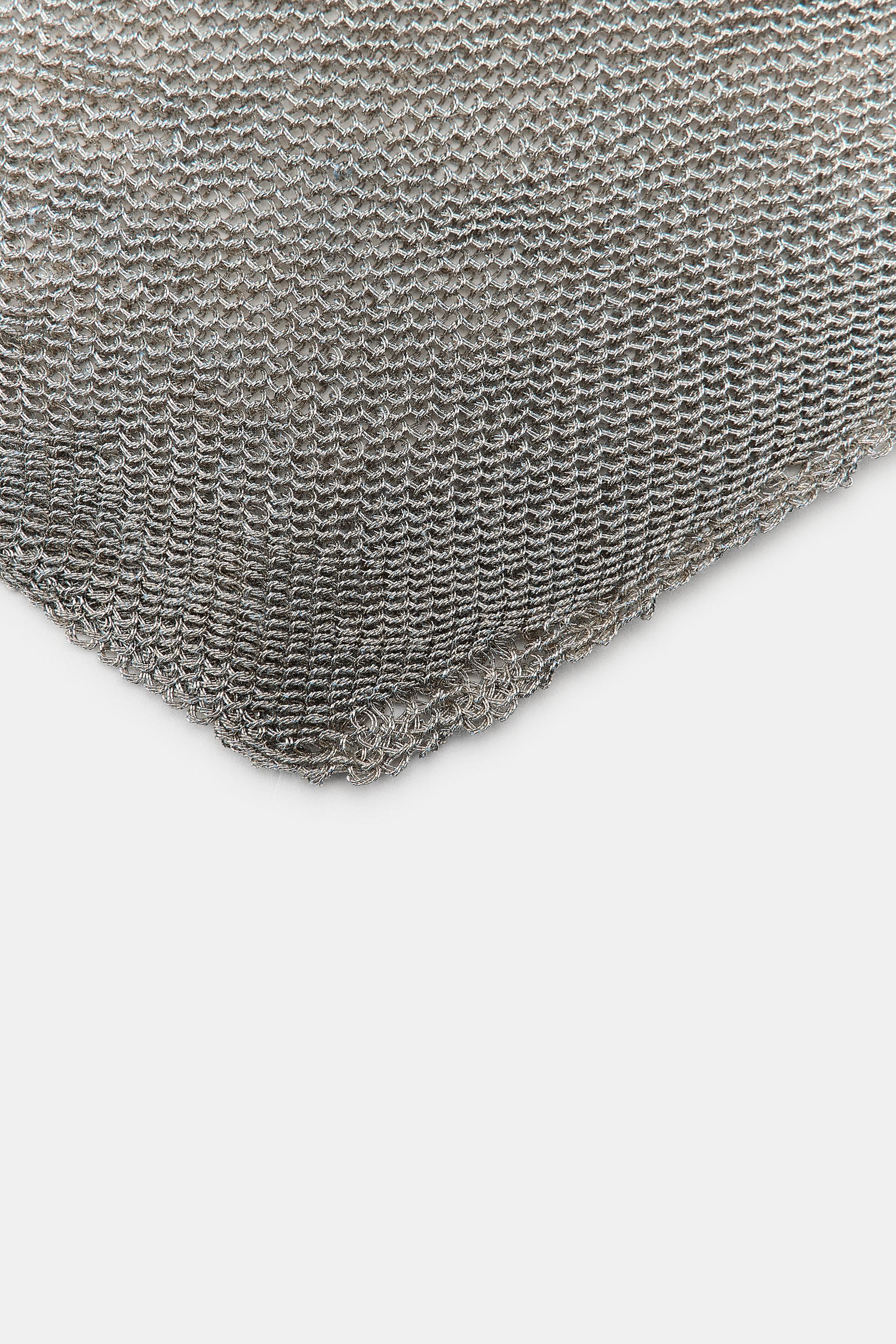 METALLIC THREAD TRIANGULAR SCARF