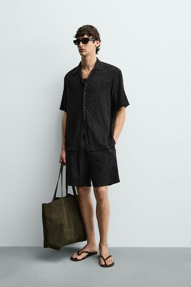 GEOMETRIC JACQUARD BERMUDA SHORTS - Black by Zara
