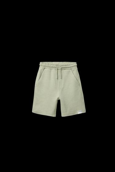 STRAIGHT-FIT-COMFORT-BERMUDASHORTS AUS SWEATWARE - Hellgrün von Zara - Bild 0