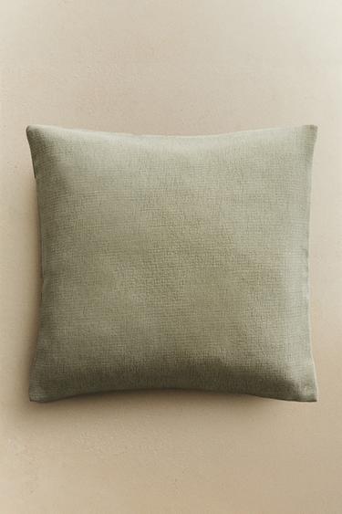 CHENILLE CUSHION COVER - Light green by Zara