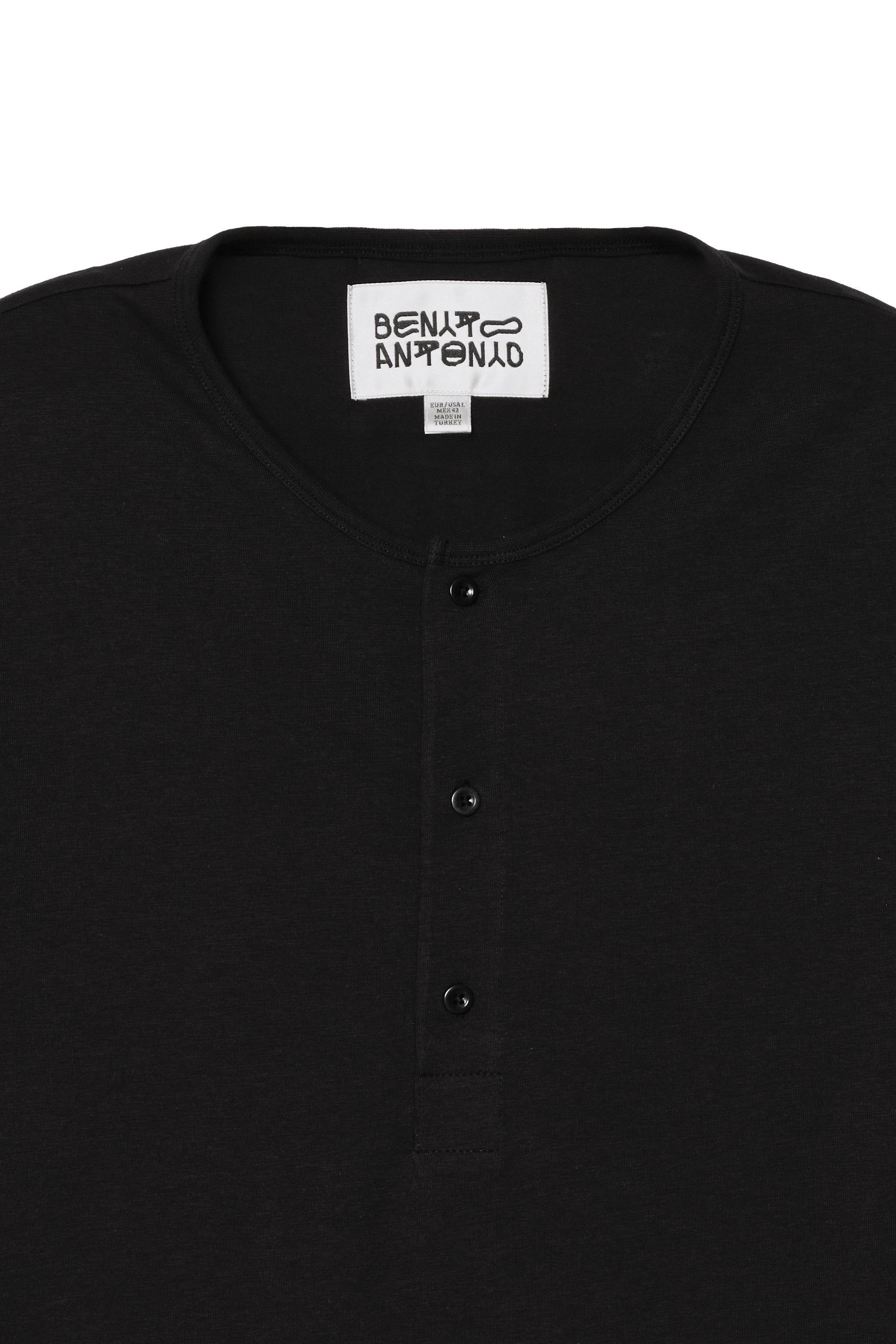 Мужские футболки Zara CROPPED FIT HENLEY T-SHIRT — фото 4