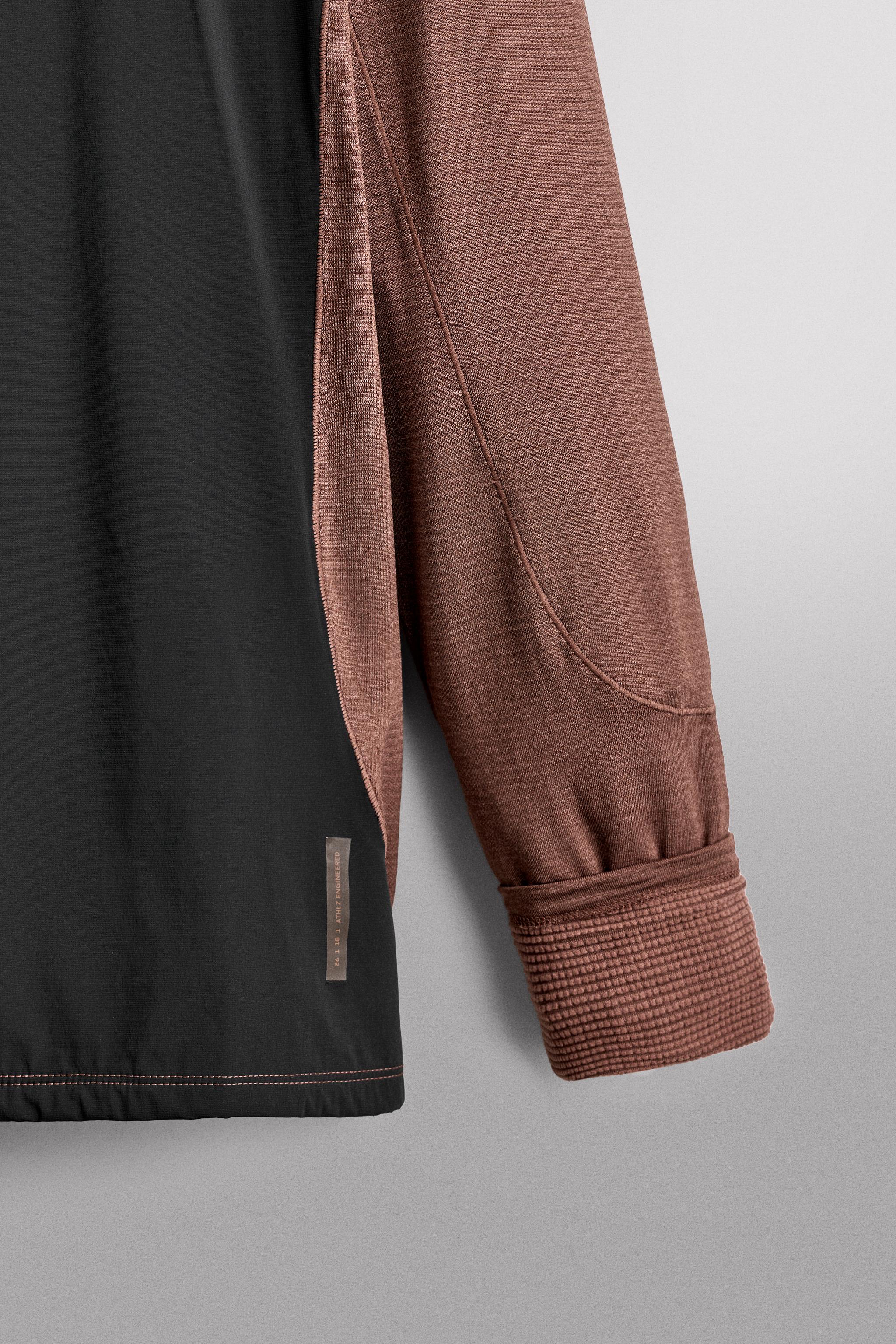 Zara KONTRAST YAPILI TEKNİK SWEATSHIRT görsel 8