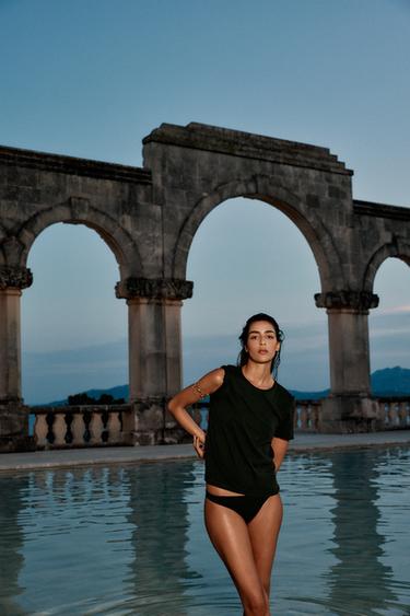 CAMISETA LAVADA MANGA CORTA - Carbón de Zara