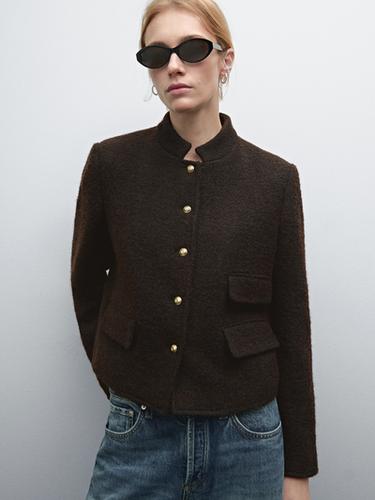 Chaqueta corta detalle botones joya - Marrón oscuro de Zara