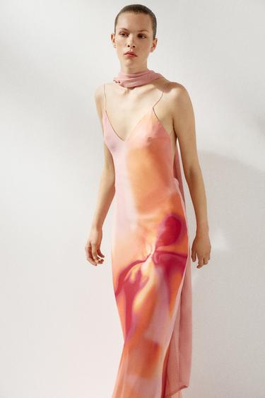VESTIDO LONGO ESTAMPADO FOULARD - Rosas de Zara