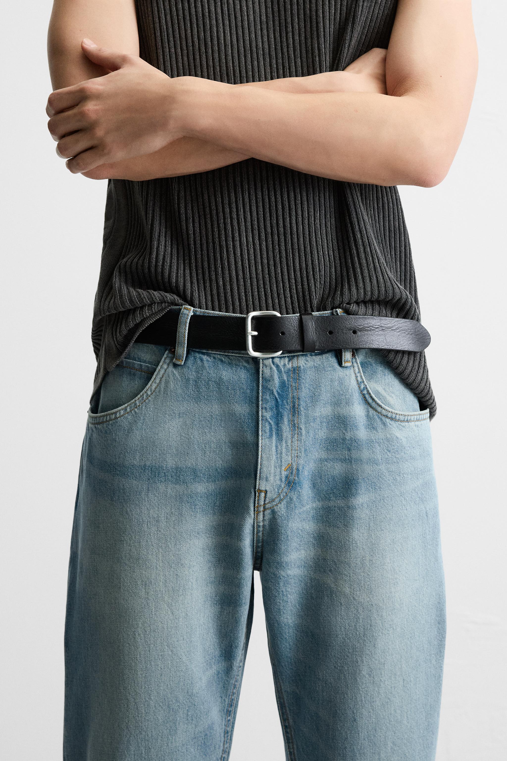 CEINTURE EN CUIR CLOUS