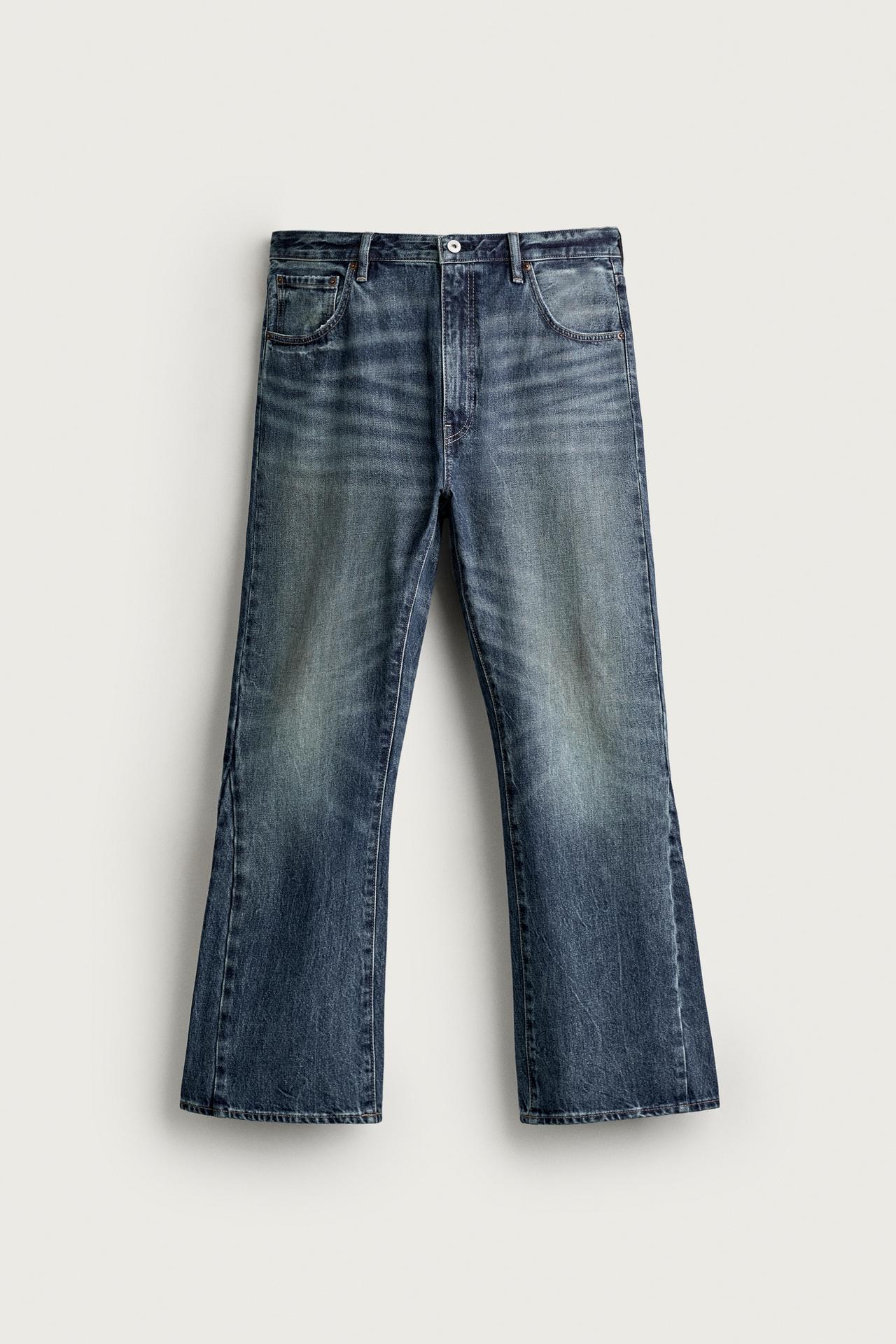 FLARE FIT JEANS — Mid-blue
