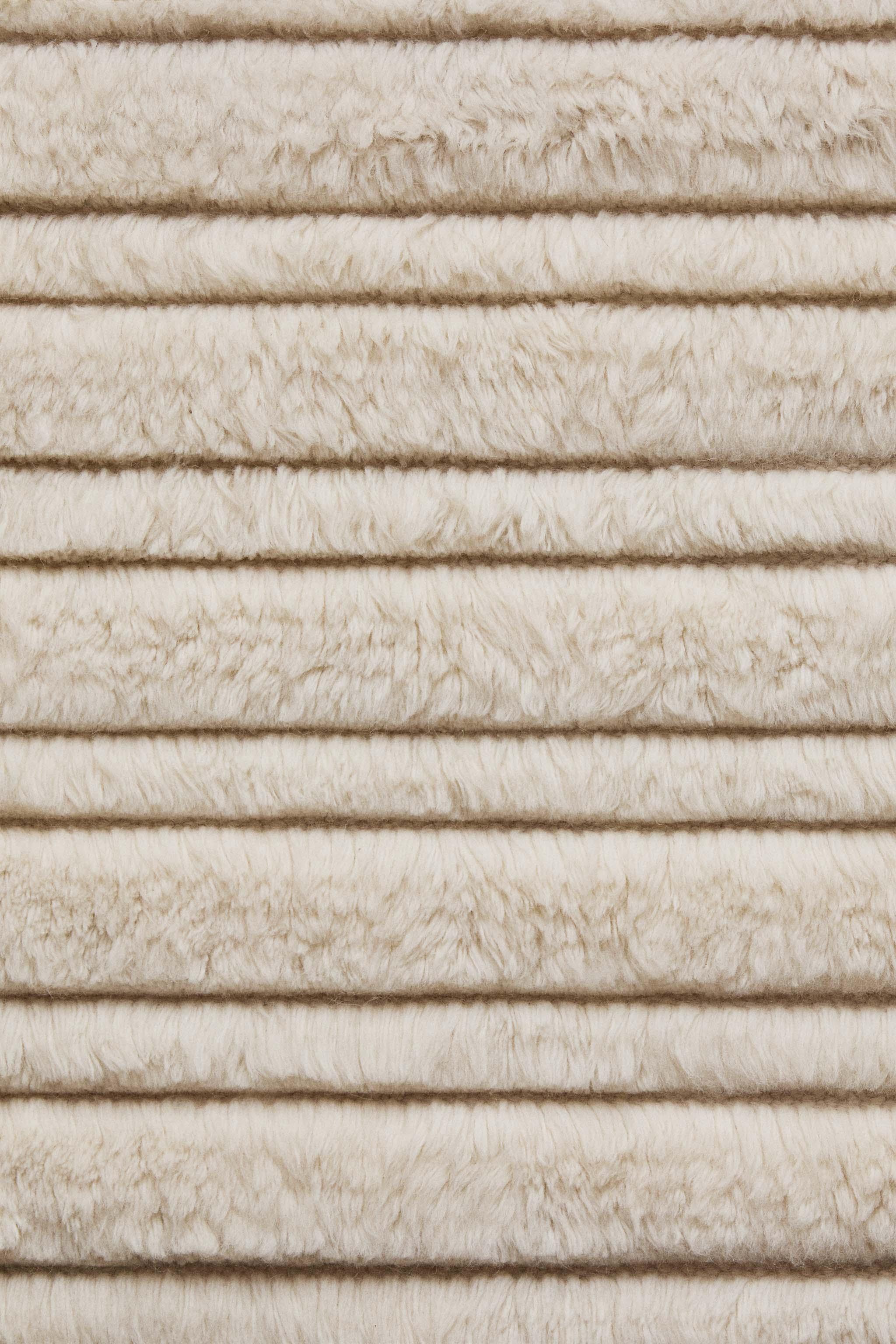 RUG 05