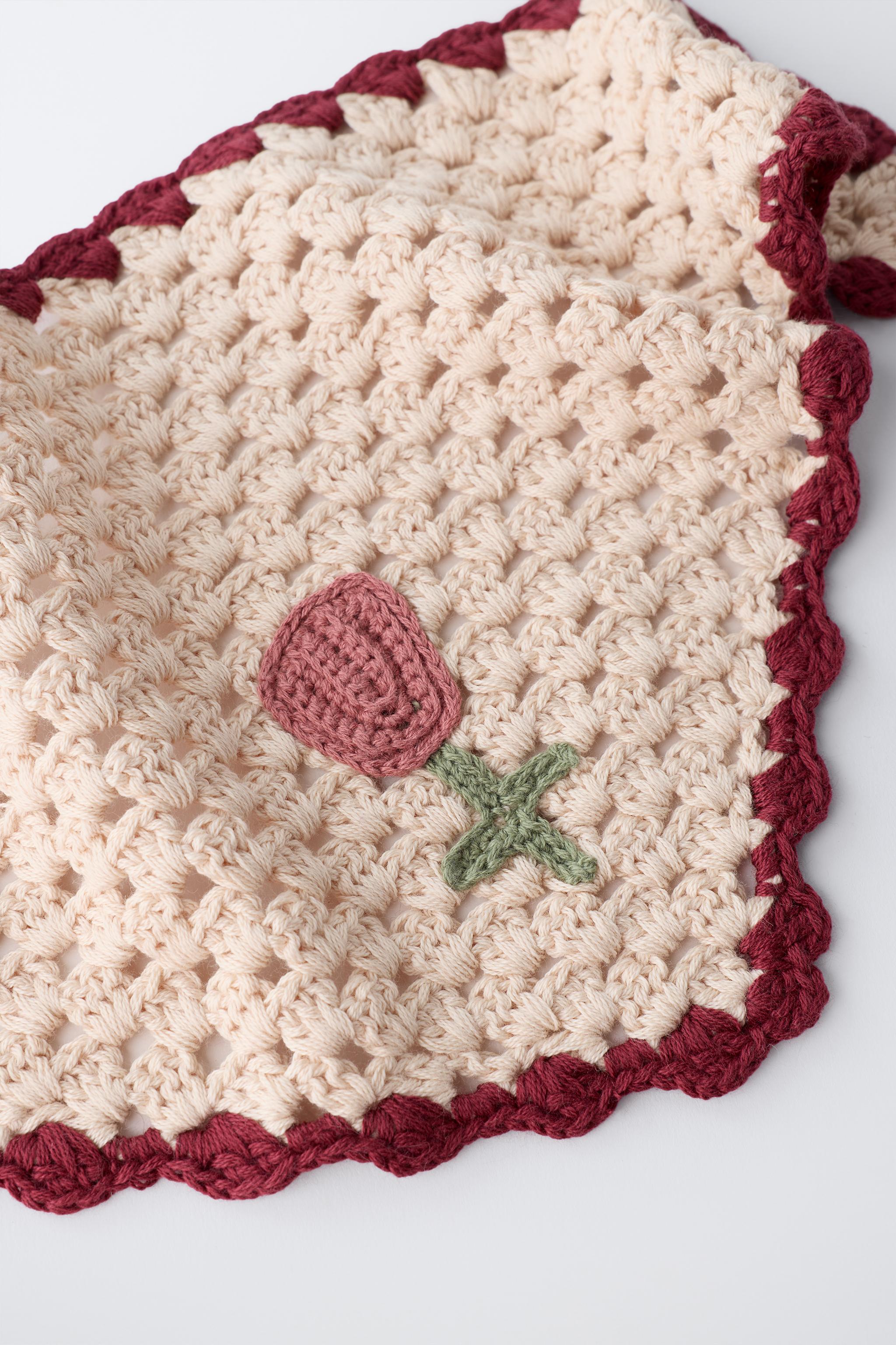 Zara limited edition crochet bandana CROCHET KNIT FLORAL BANDANA - Ecru | ZARA United States main image 4