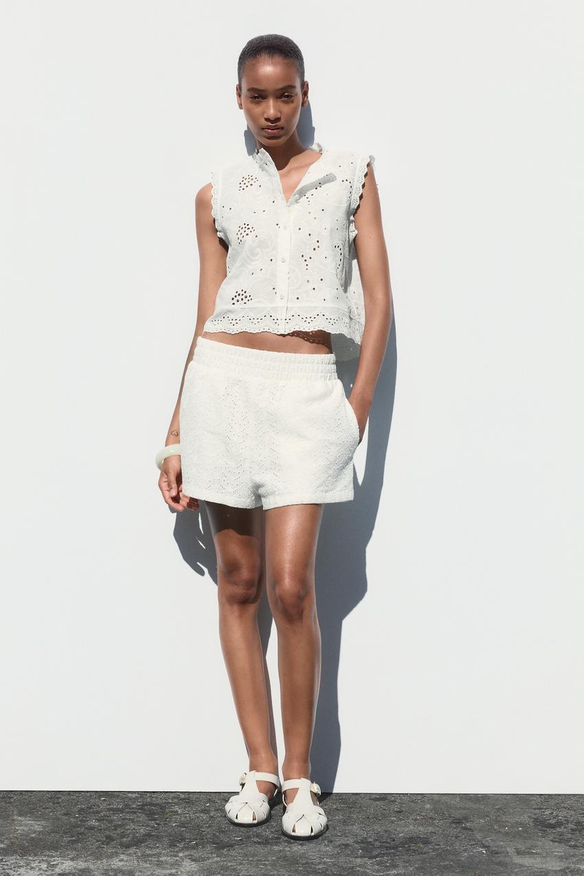 EMBROIDERED PERFORATED SHORTS